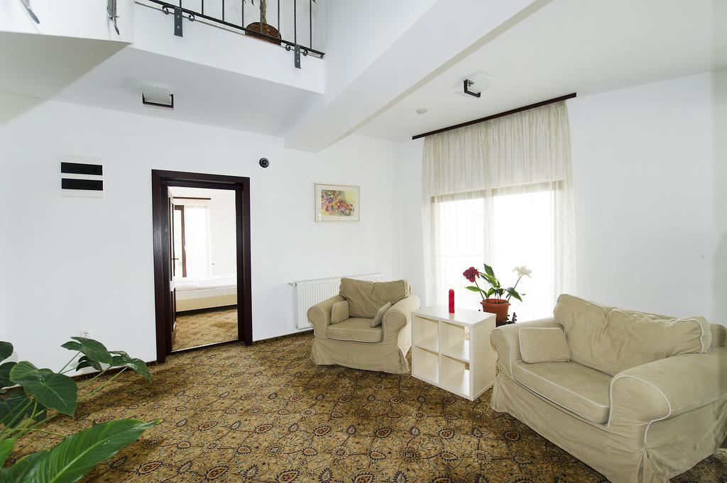 Guest house Aseltur 3*